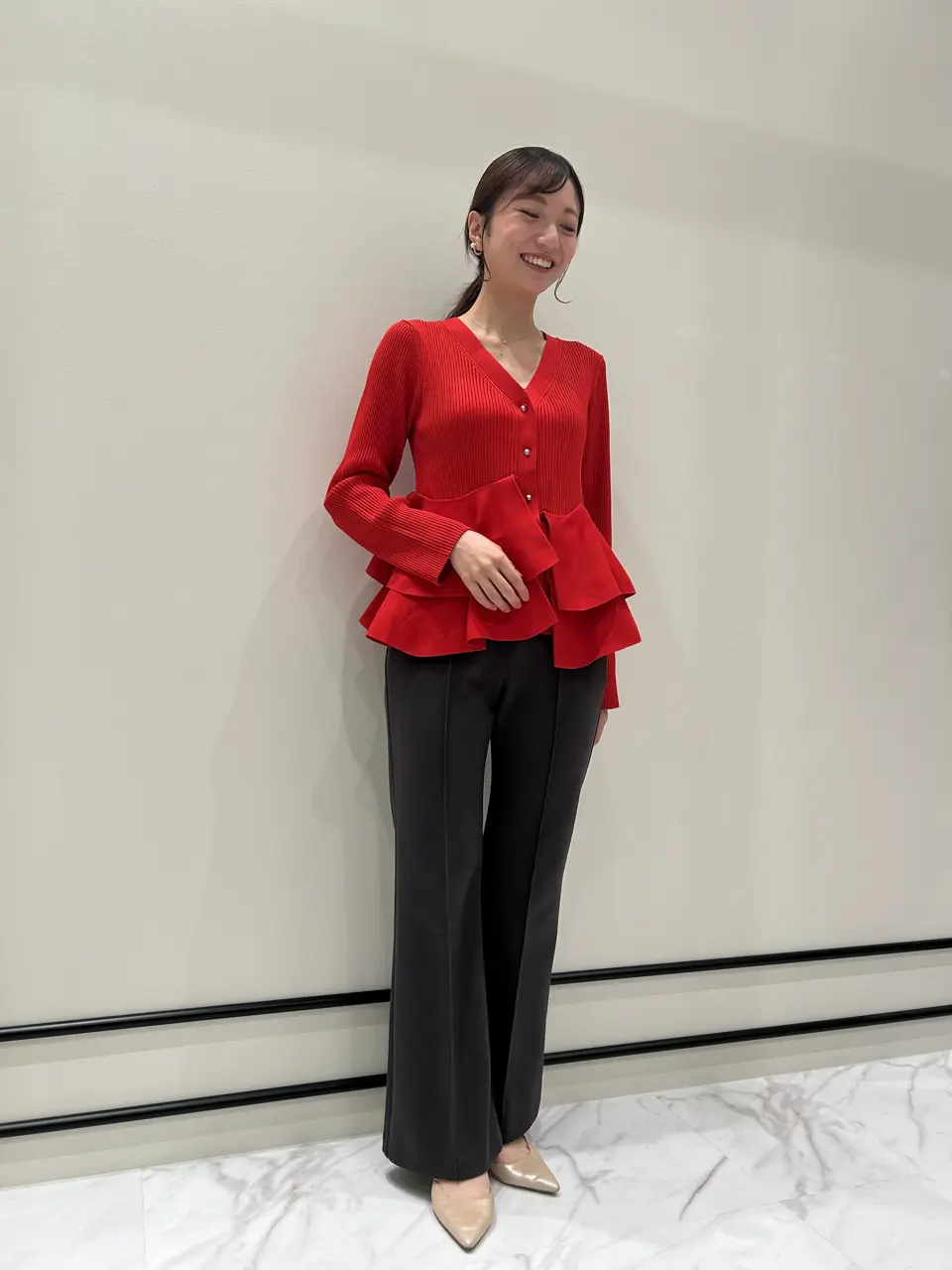  若園　ひかり コーディネート画像