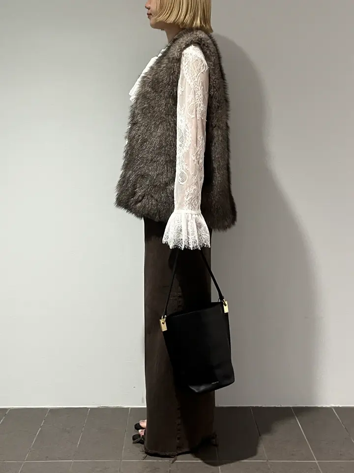 GRACE CONTINENTAL Fujisawa Yuri コーディネート画像