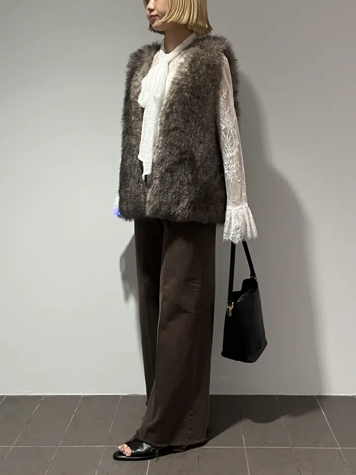 GRACE CONTINENTAL Fujisawa Yuri コーディネート画像