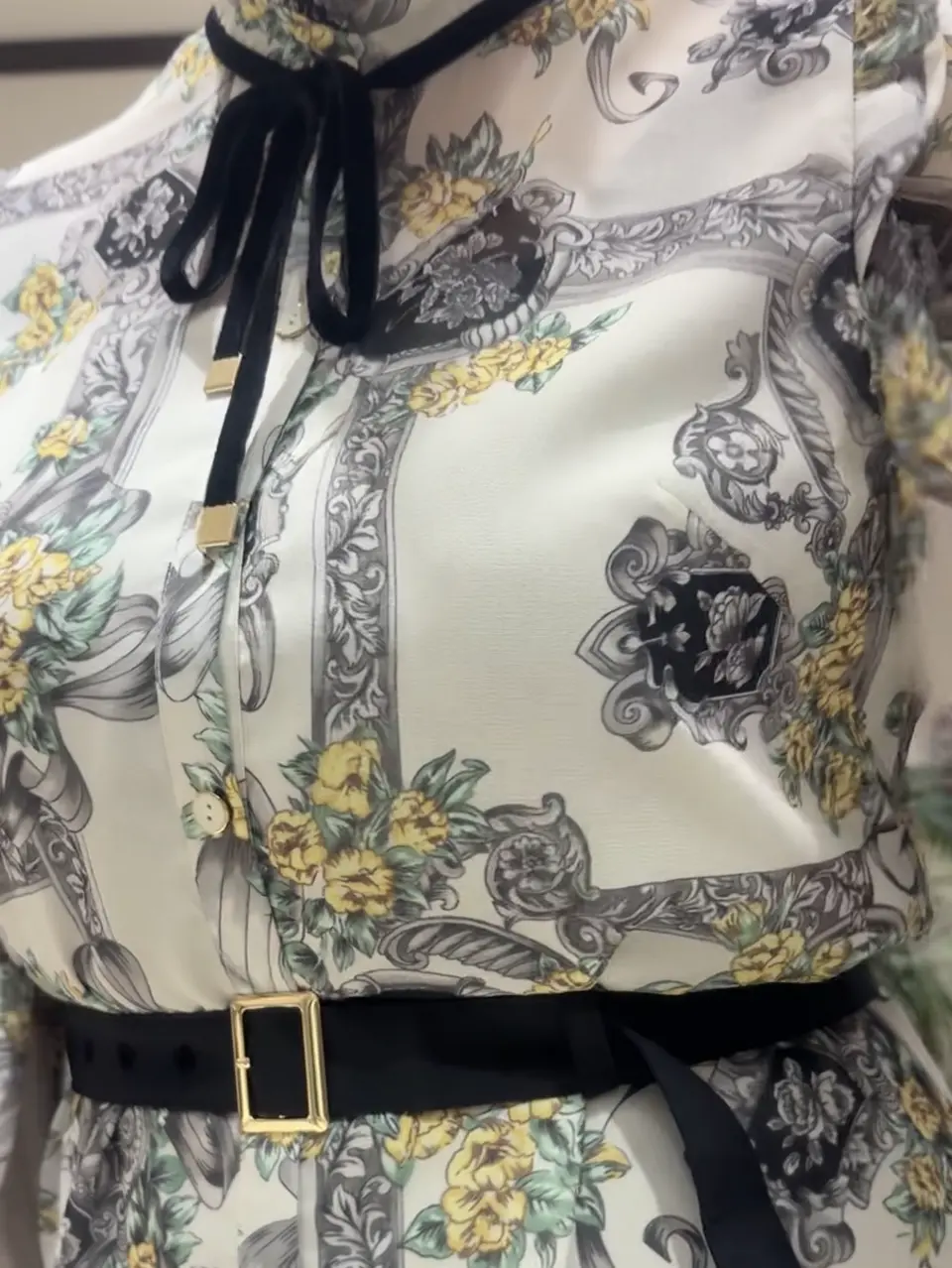 GRACE CONTINENTAL N.YURI コーディネート画像