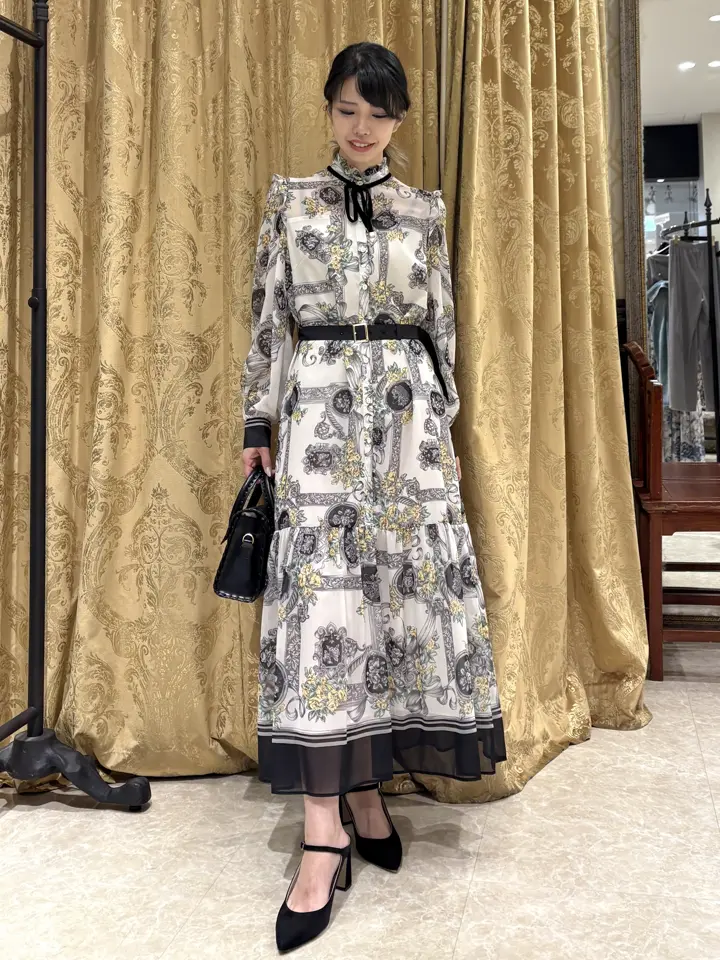 GRACE CONTINENTAL FUKUSHIMA YURIE コーディネート画像