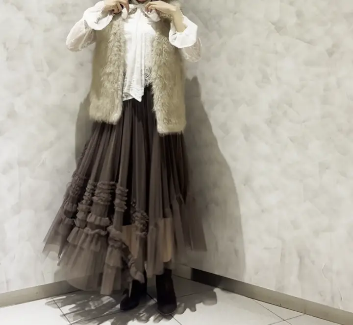 GRACE CONTINENTAL 根本　紗良 コーディネート画像