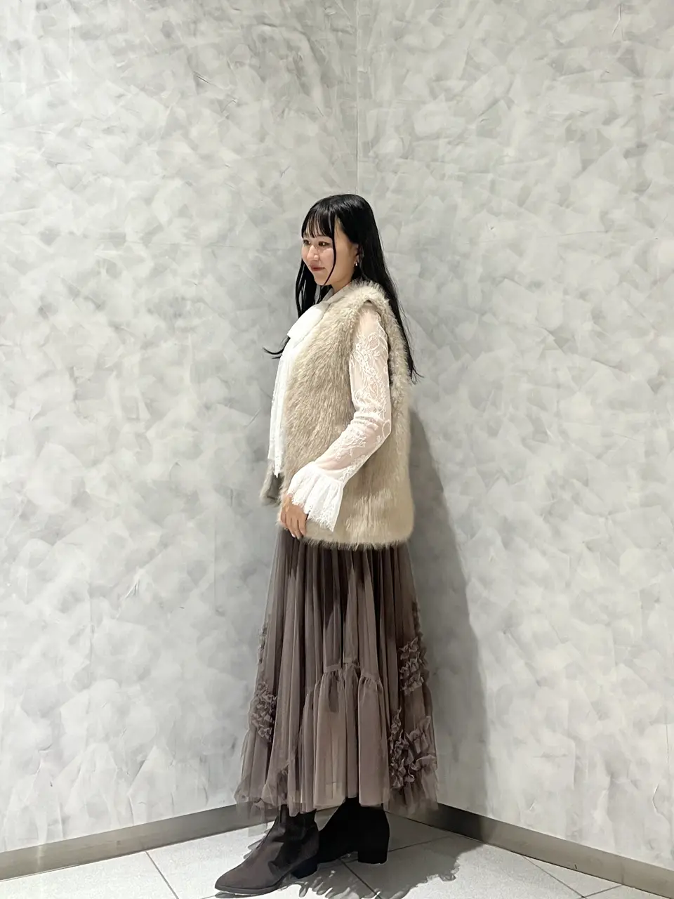 GRACE CONTINENTAL 根本　紗良 コーディネート画像