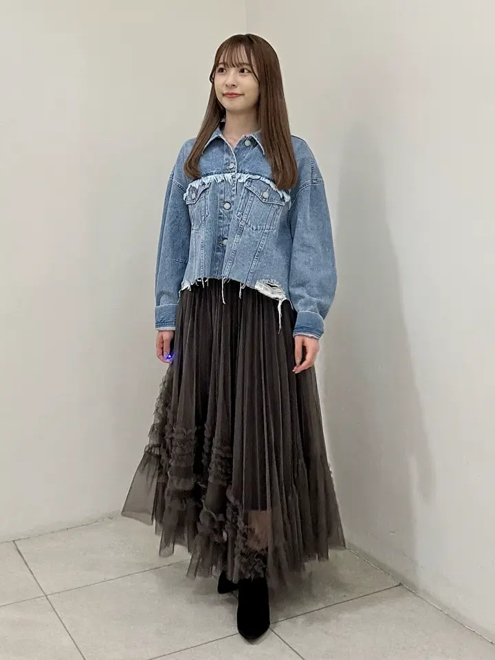 GRACE CONTINENTAL Miu Akamatsu コーディネート画像