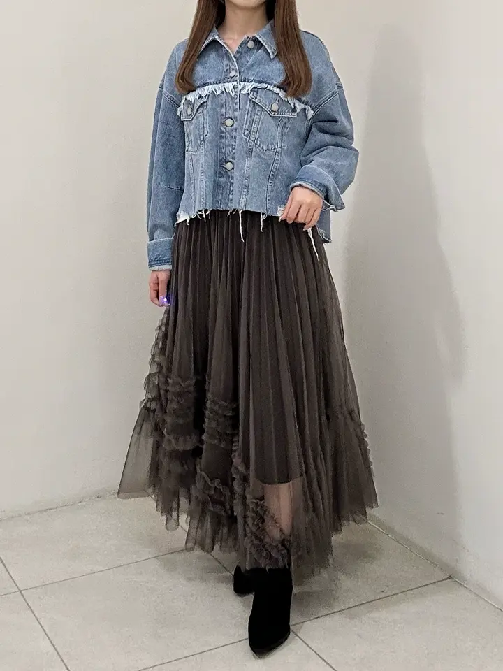 GRACE CONTINENTAL Miu Akamatsu コーディネート画像