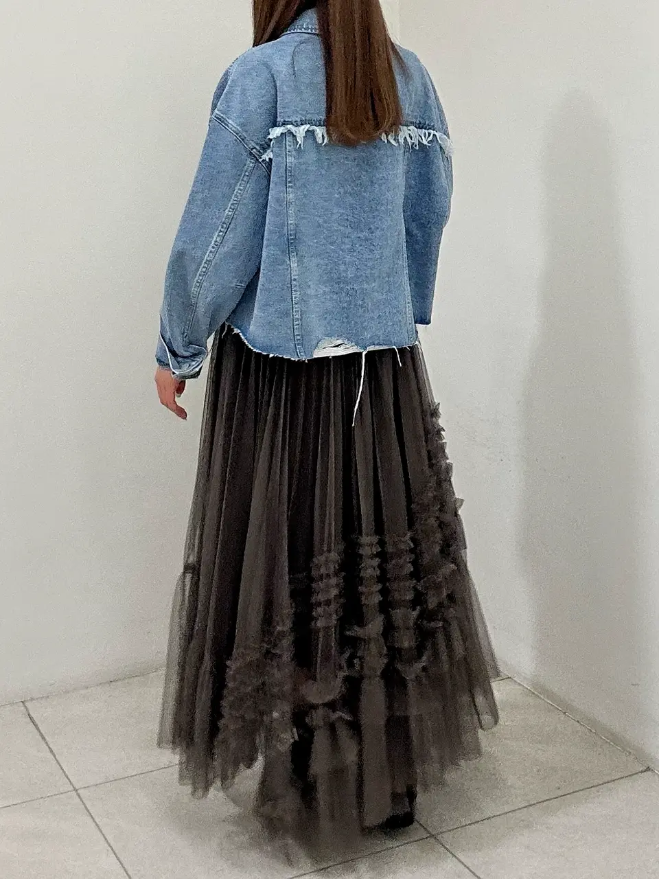 GRACE CONTINENTAL Miu Akamatsu コーディネート画像