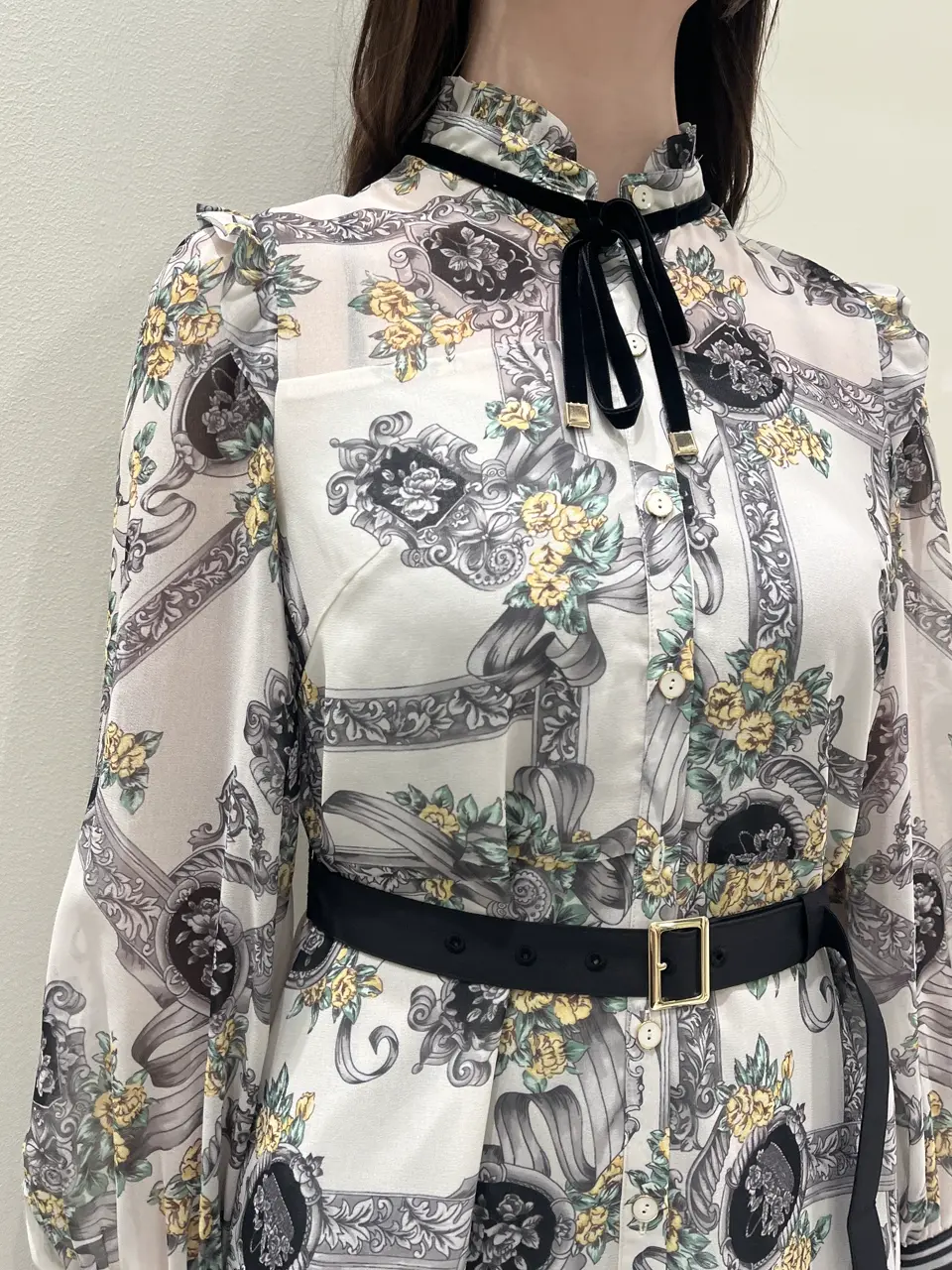 GRACE CONTINENTAL Hotei コーディネート画像