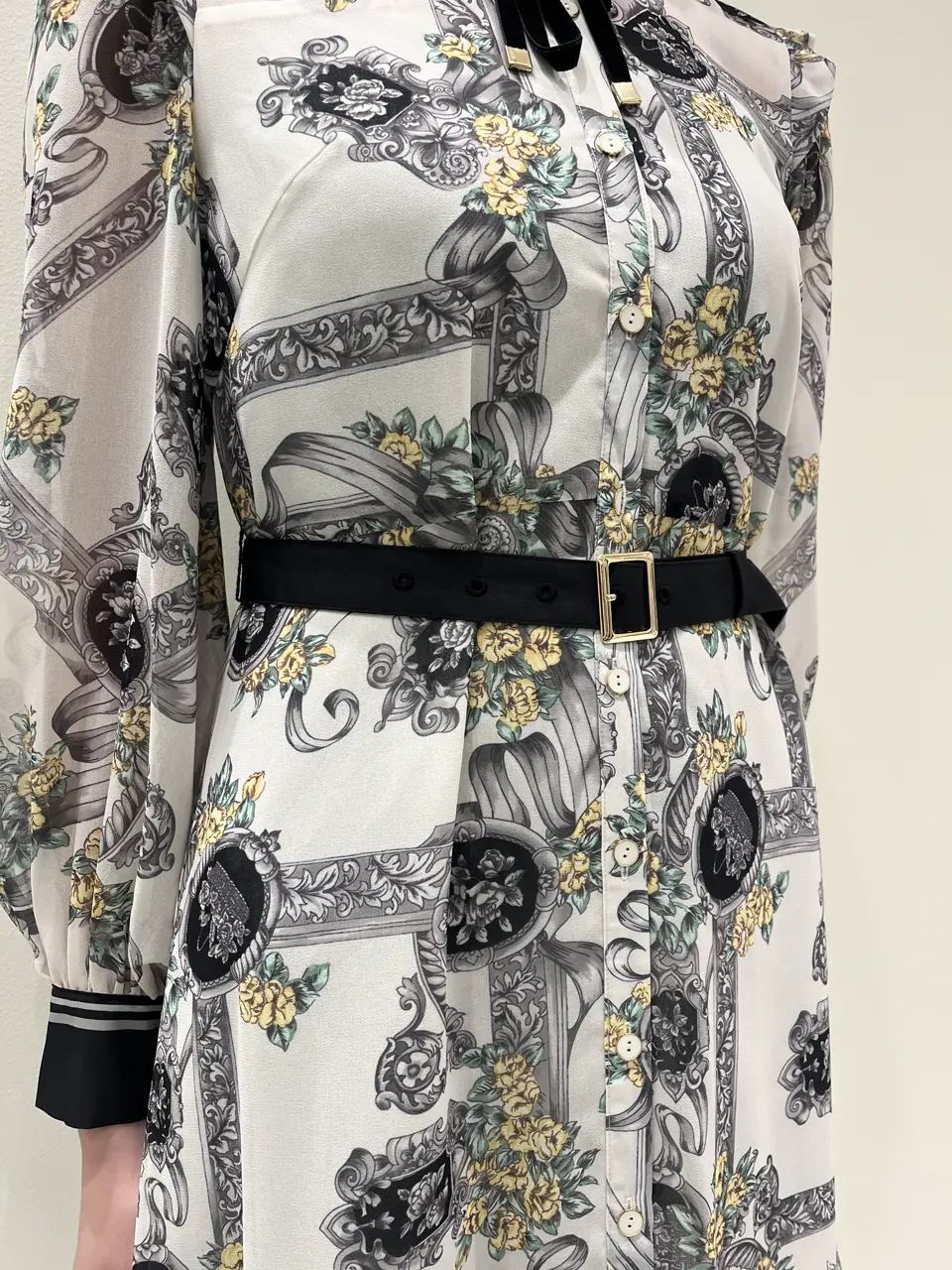 GRACE CONTINENTAL Hotei コーディネート画像