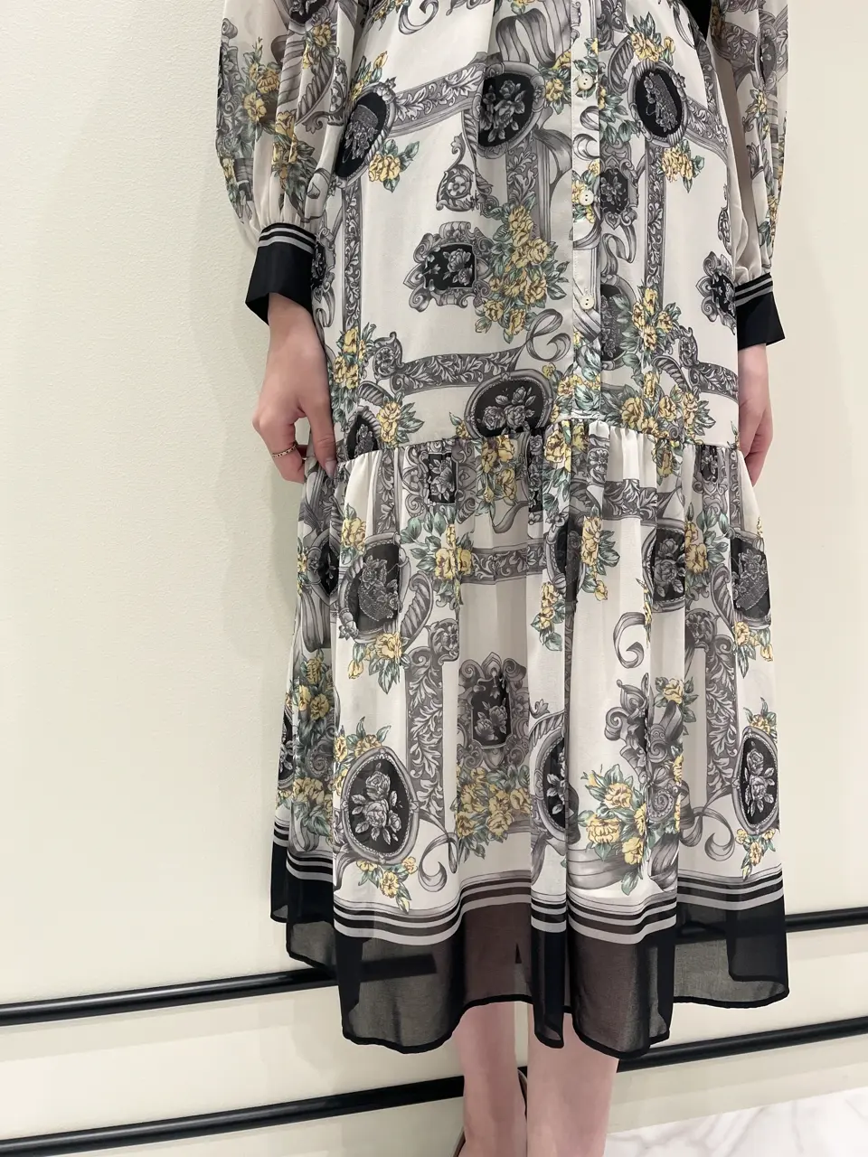 GRACE CONTINENTAL Hotei コーディネート画像