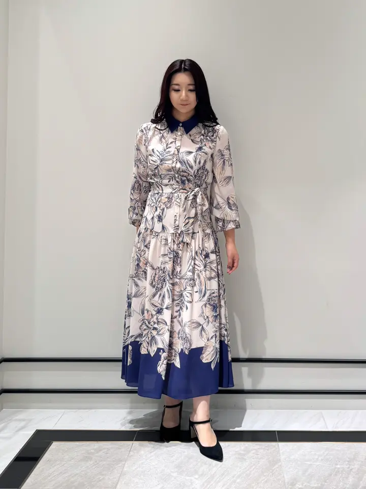 GRACE CONTINENTAL MOMOKO コーディネート画像