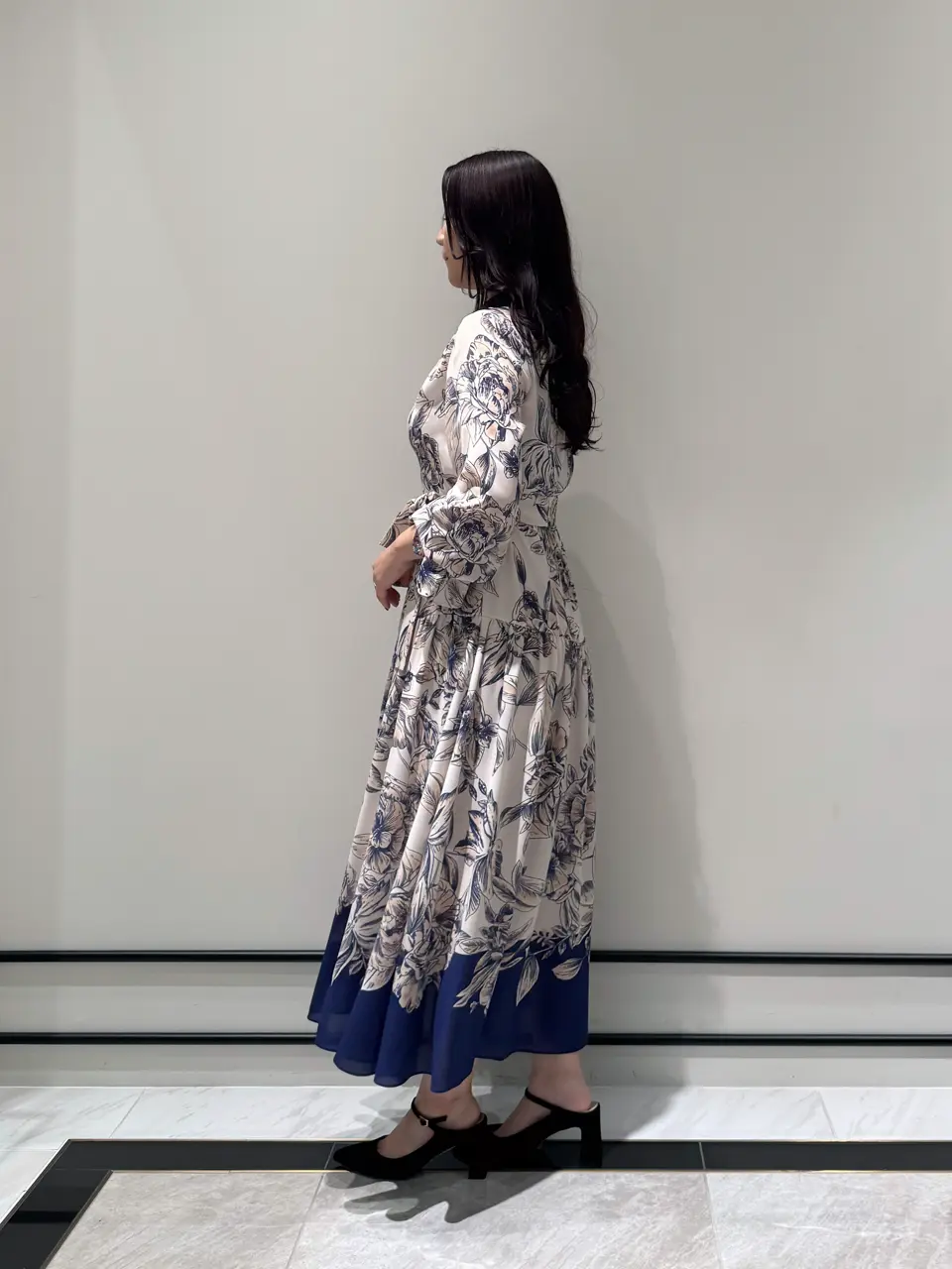 GRACE CONTINENTAL MOMOKO コーディネート画像