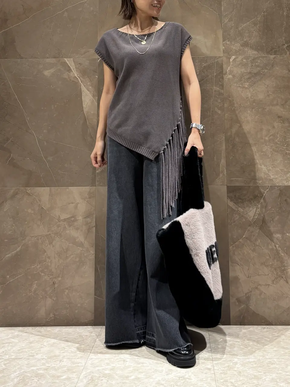 GRACE CONTINENTAL 穐山　香織 コーディネート画像