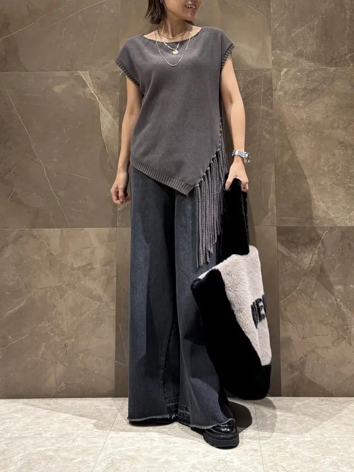 GRACE CONTINENTAL 穐山　香織 コーディネート画像