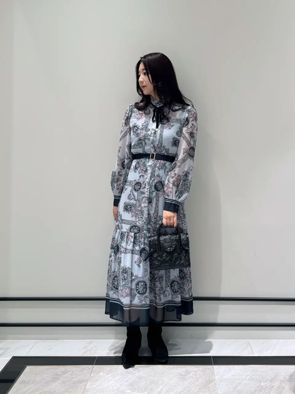 GRACE CONTINENTAL MOMOKO コーディネート画像