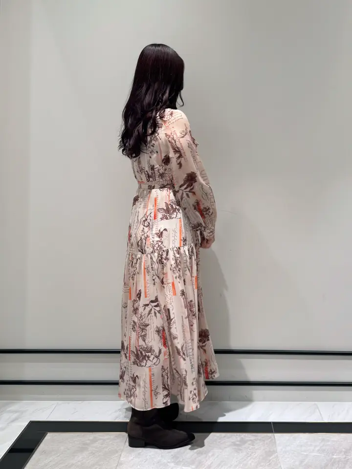 GRACE CONTINENTAL MOMOKO コーディネート画像