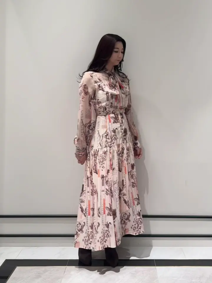 GRACE CONTINENTAL MOMOKO コーディネート画像