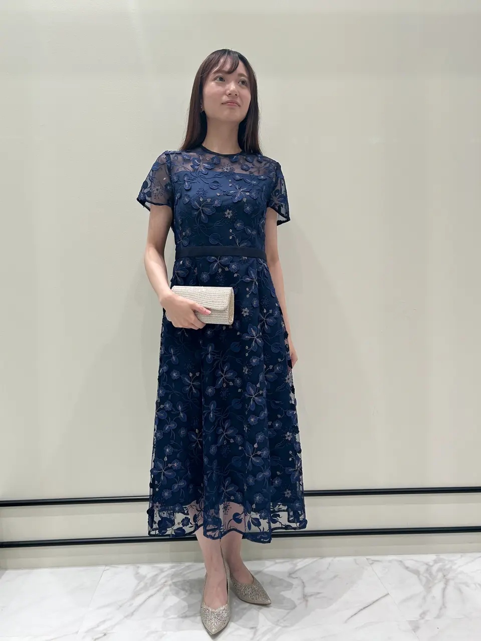  若園　ひかり コーディネート画像