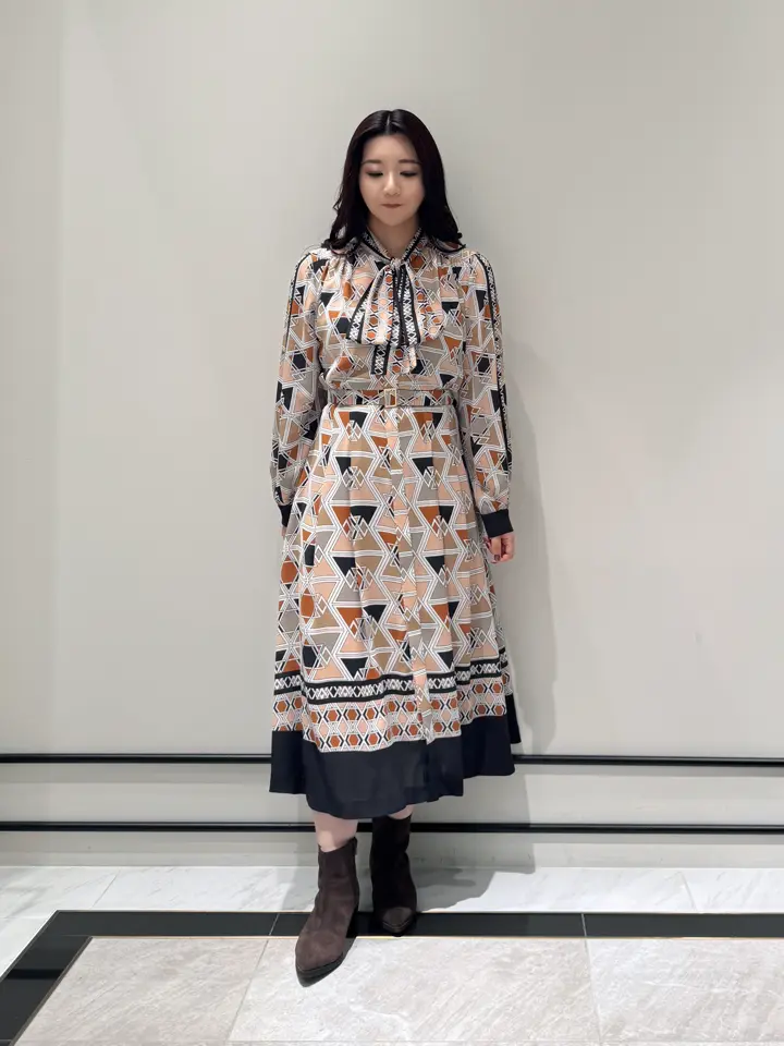 GRACE CONTINENTAL MOMOKO コーディネート画像