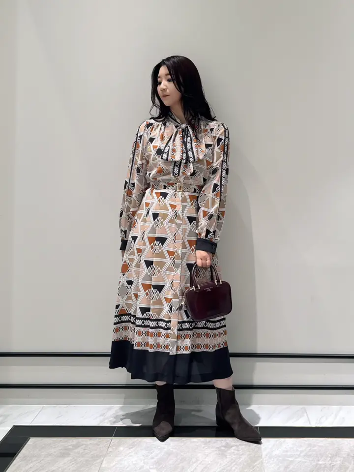 GRACE CONTINENTAL MOMOKO コーディネート画像