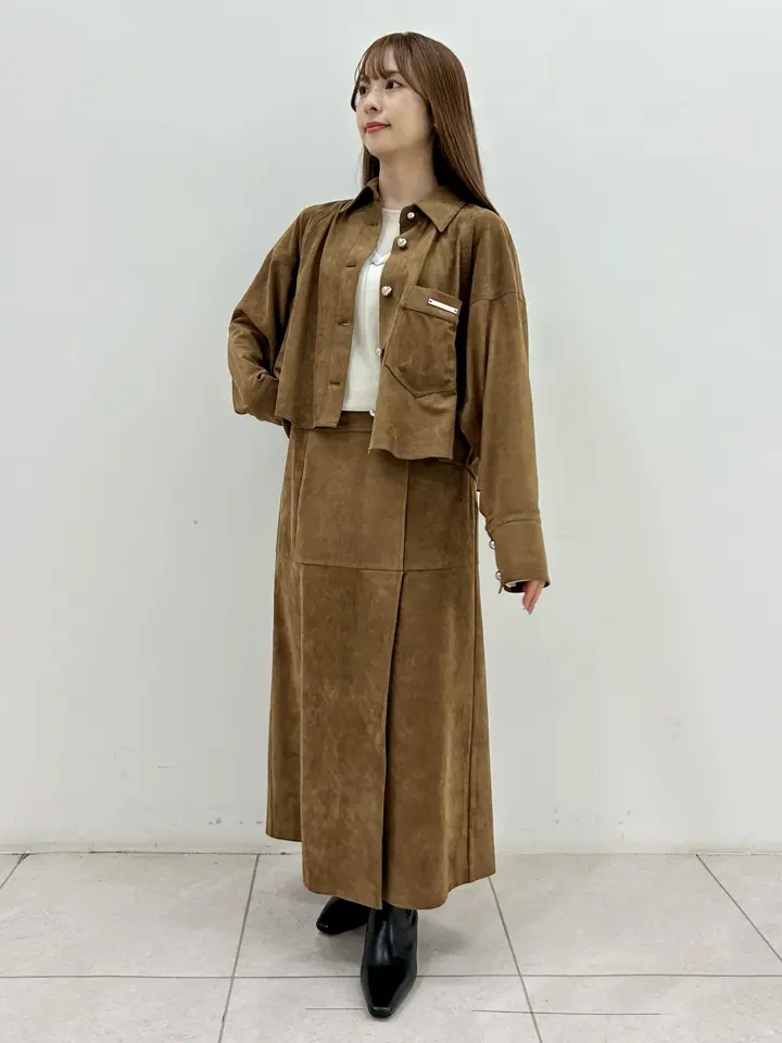 GRACE CONTINENTAL Miu Akamatsu コーディネート画像