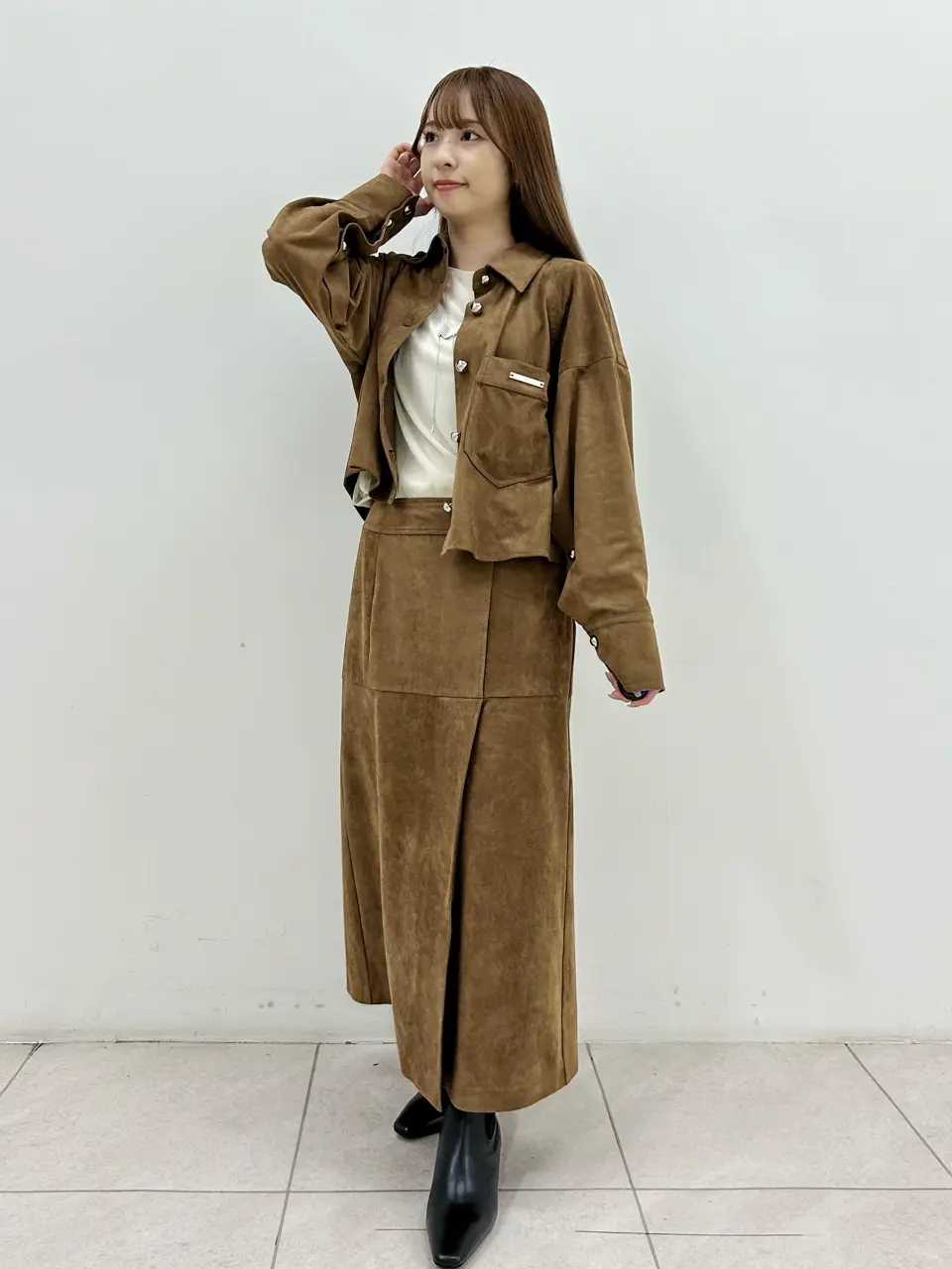 GRACE CONTINENTAL Miu Akamatsu コーディネート画像