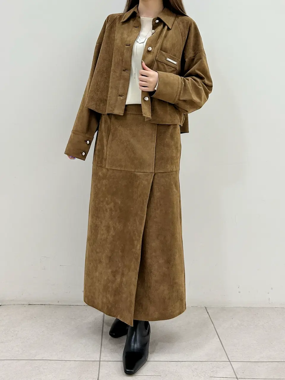 GRACE CONTINENTAL Miu Akamatsu コーディネート画像