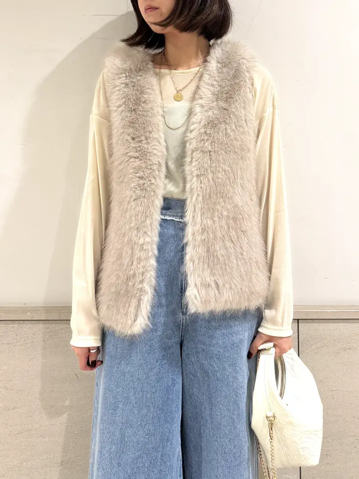 GRACE CONTINENTAL 伊藤　静華 コーディネート画像