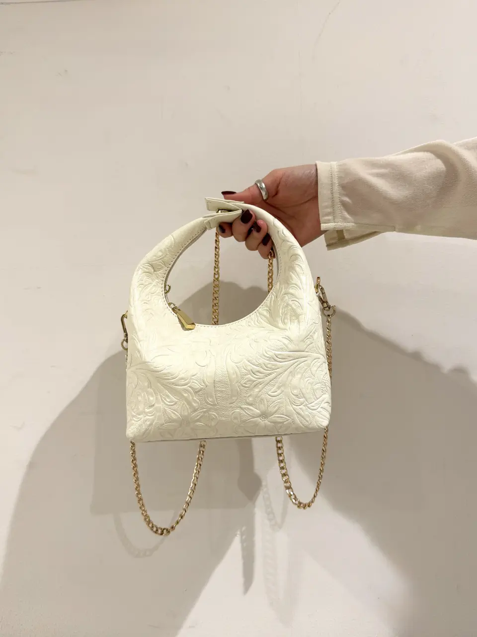 GRACE CONTINENTAL 伊藤　静華 コーディネート画像