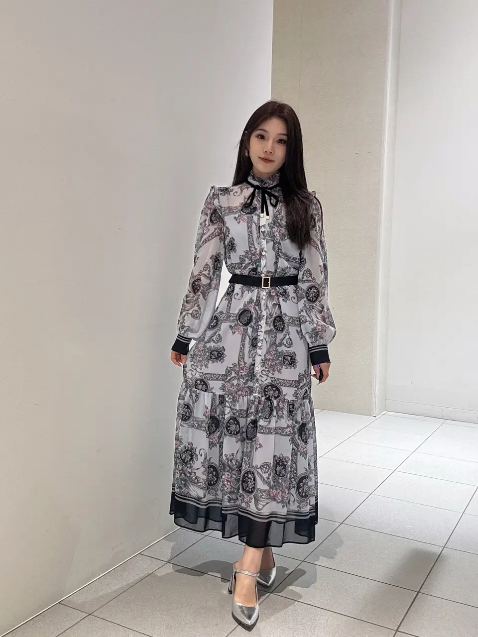 GRACE CONTINENTAL 王　宇キン コーディネート画像