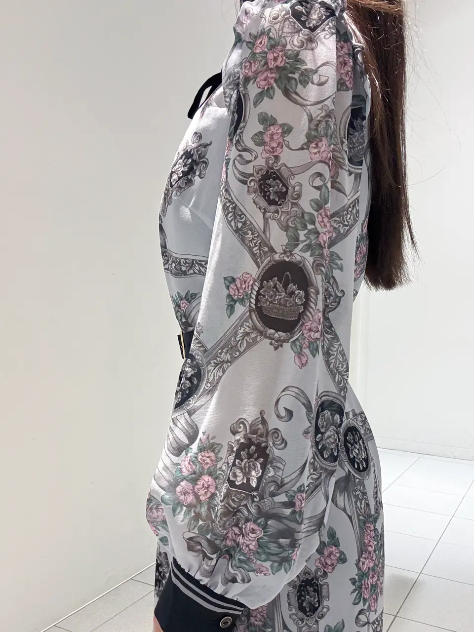 GRACE CONTINENTAL 王　宇キン コーディネート画像