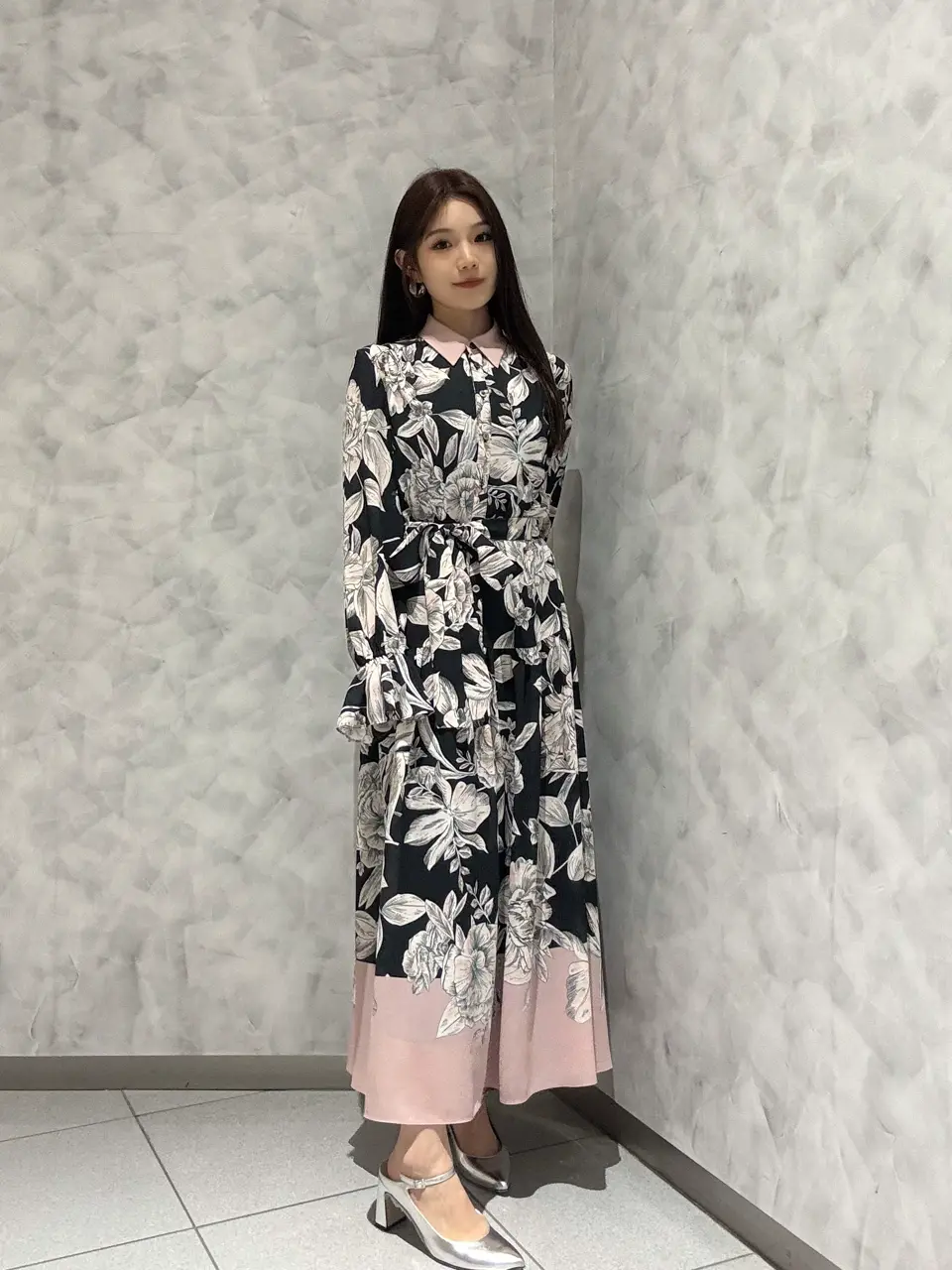 GRACE CONTINENTAL 王　宇キン コーディネート画像