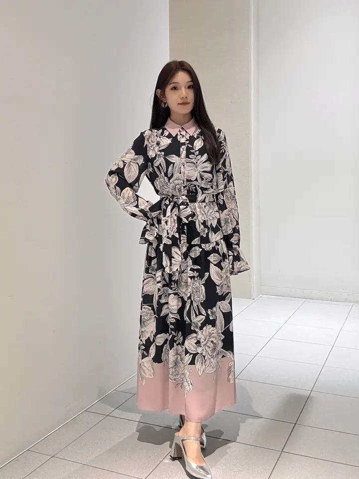 GRACE CONTINENTAL 王　宇キン コーディネート画像