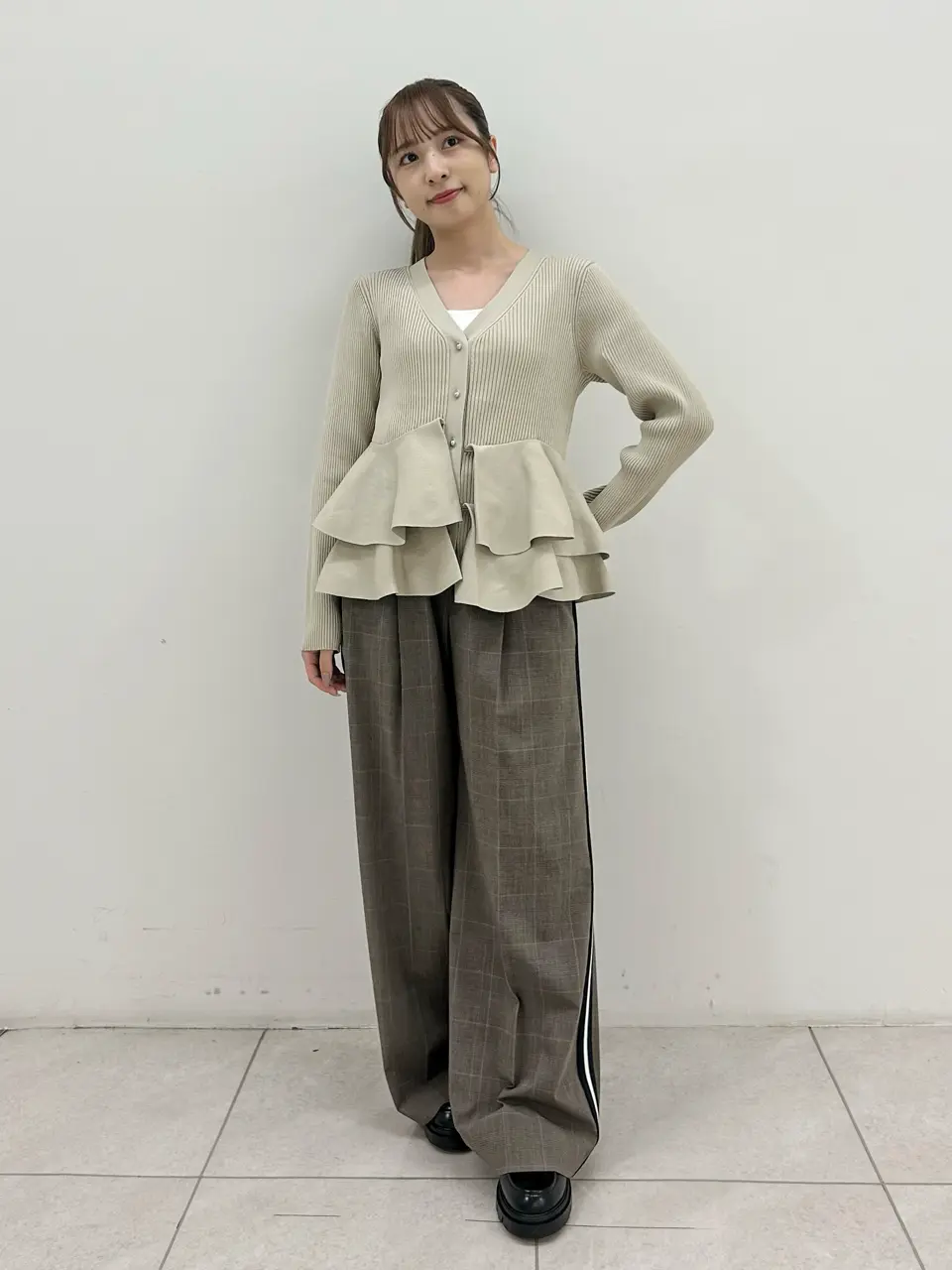 GRACE CONTINENTAL Miu Akamatsu コーディネート画像