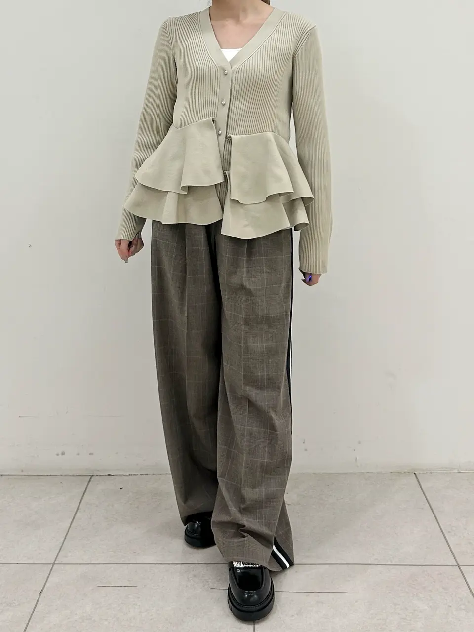 GRACE CONTINENTAL Miu Akamatsu コーディネート画像