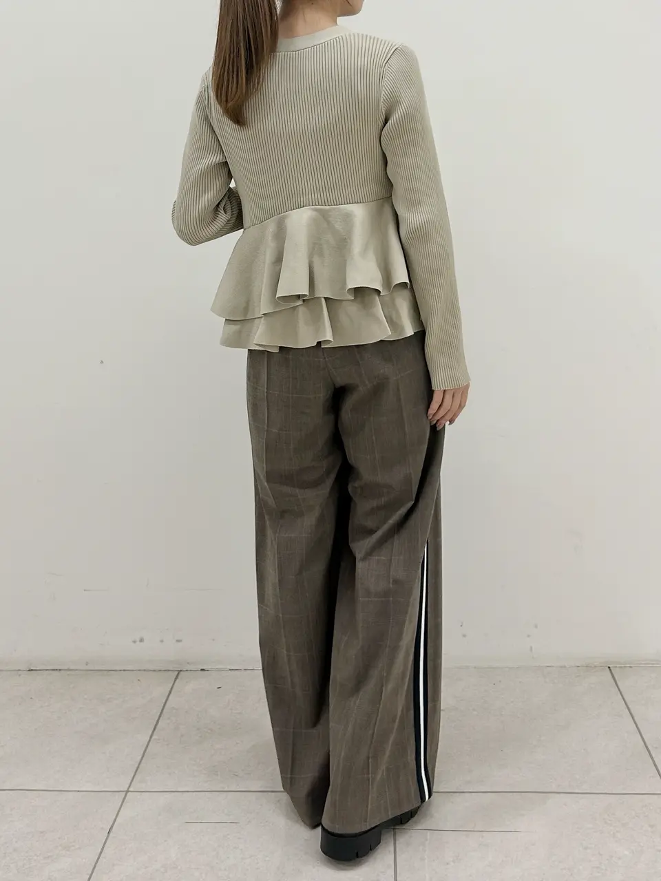 GRACE CONTINENTAL Miu Akamatsu コーディネート画像