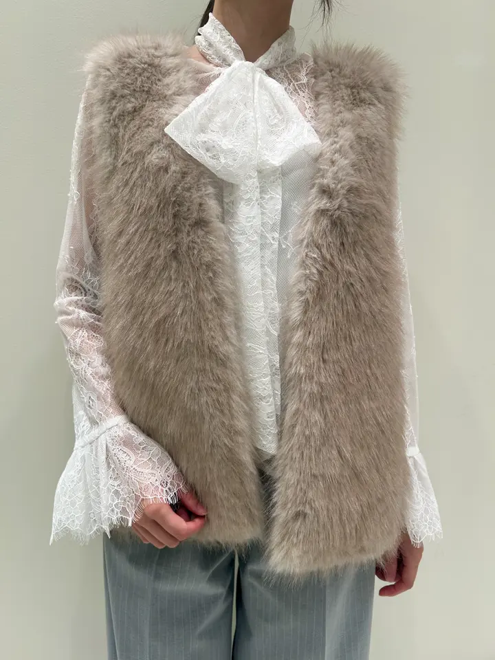 GRACE CONTINENTAL 若園　ひかり コーディネート画像