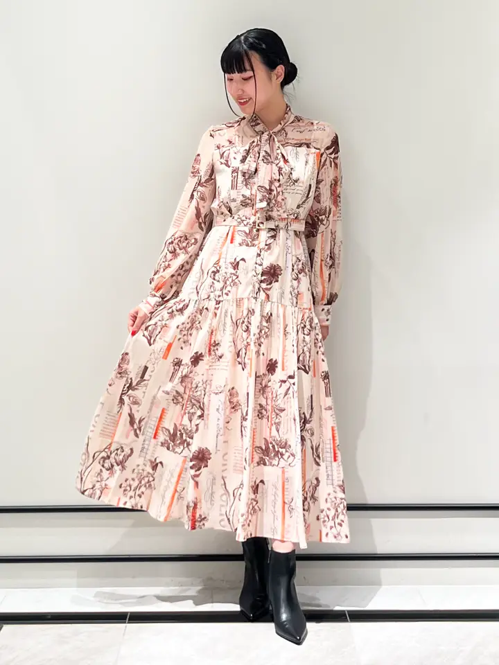 GRACE CONTINENTAL CHISAKO.S コーディネート画像