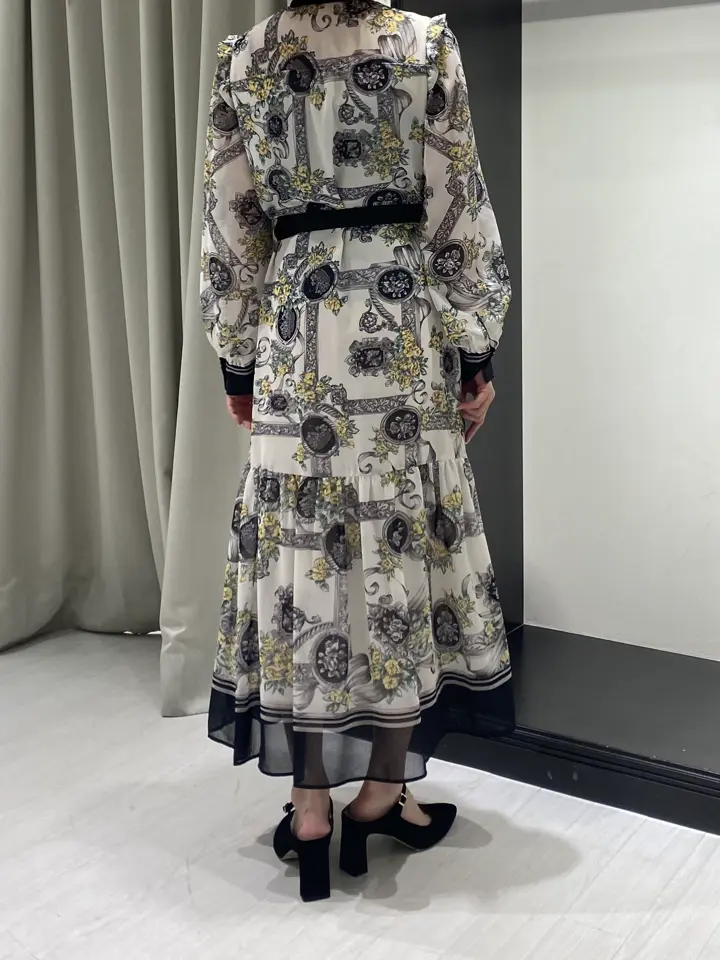 GRACE CONTINENTAL Abe コーディネート画像