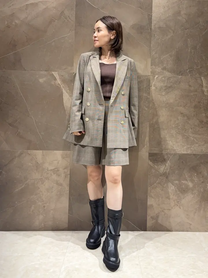 GRACE CONTINENTAL 穐山　香織 コーディネート画像