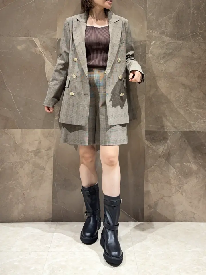 GRACE CONTINENTAL 穐山　香織 コーディネート画像