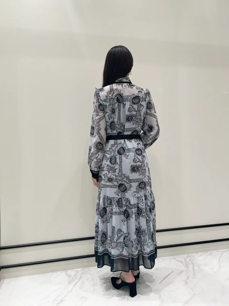 GRACE CONTINENTAL 若園　ひかり コーディネート画像