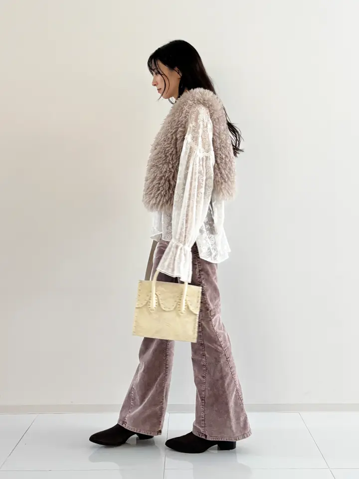 GRACE CONTINENTAL Hikaru Okada コーディネート画像