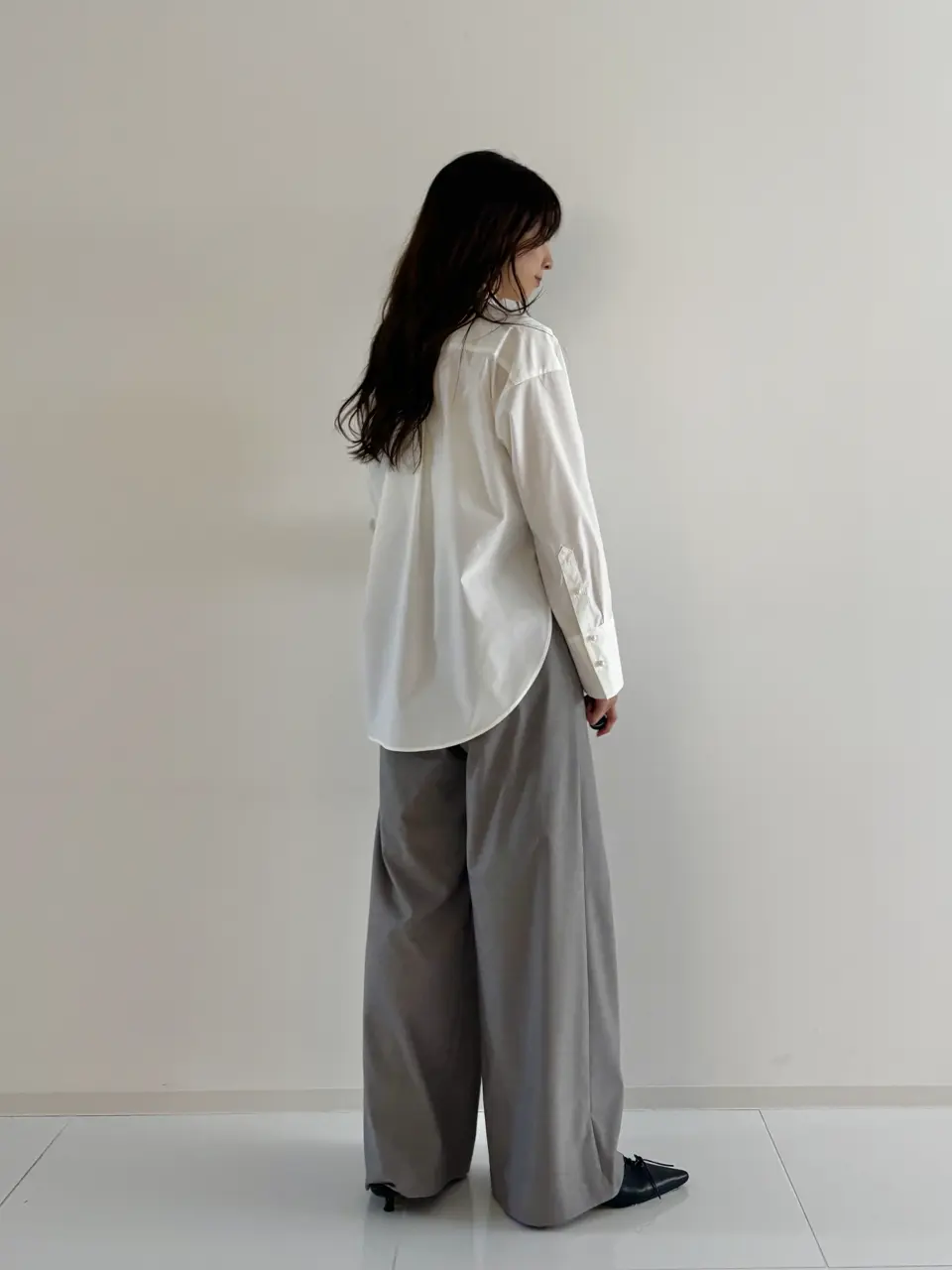 GRACE CONTINENTAL Hikaru Okada コーディネート画像