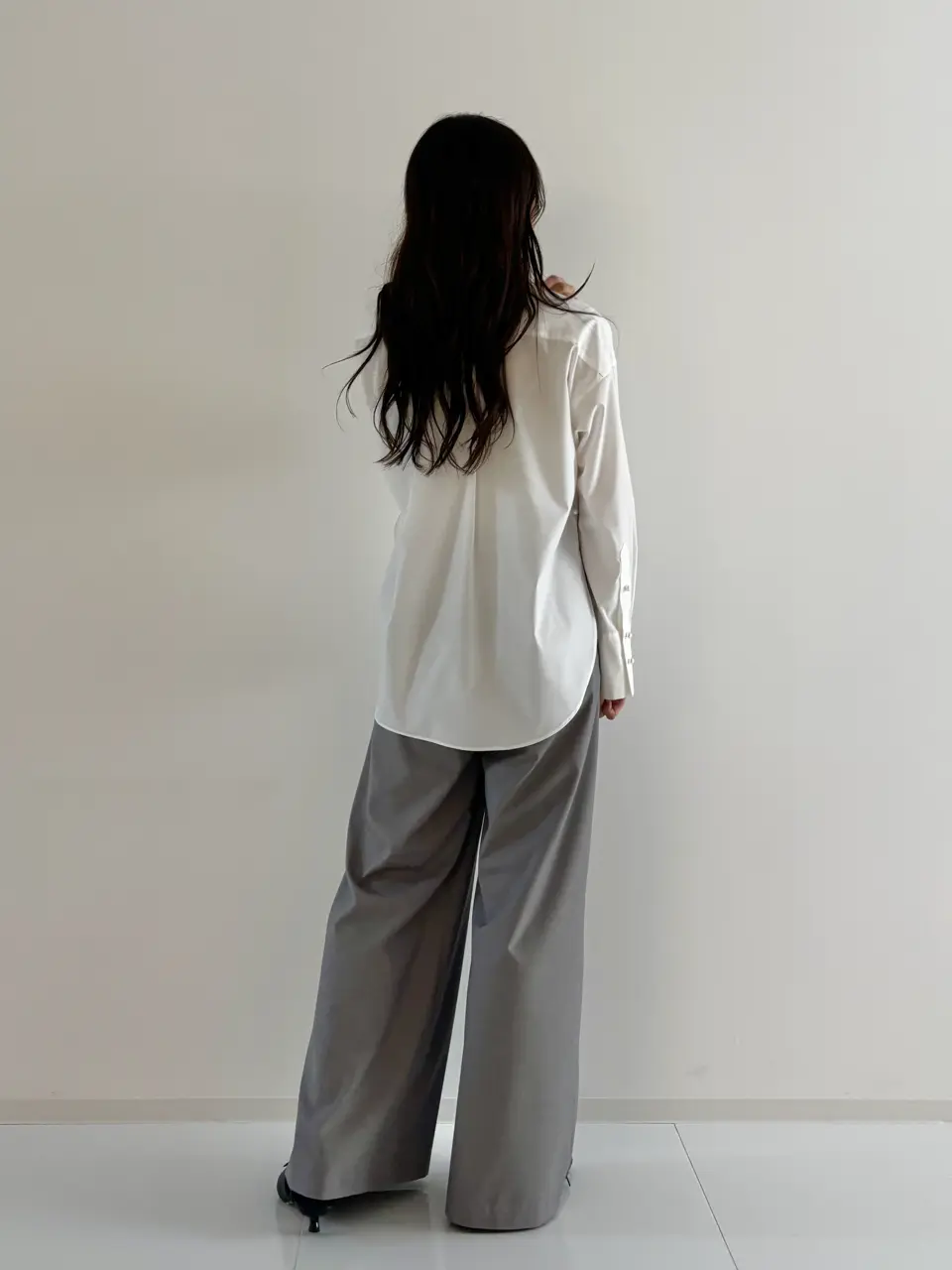 GRACE CONTINENTAL Hikaru Okada コーディネート画像