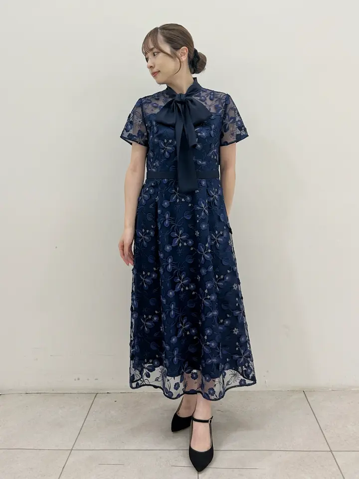 GRACE CONTINENTAL Miu Akamatsu コーディネート画像