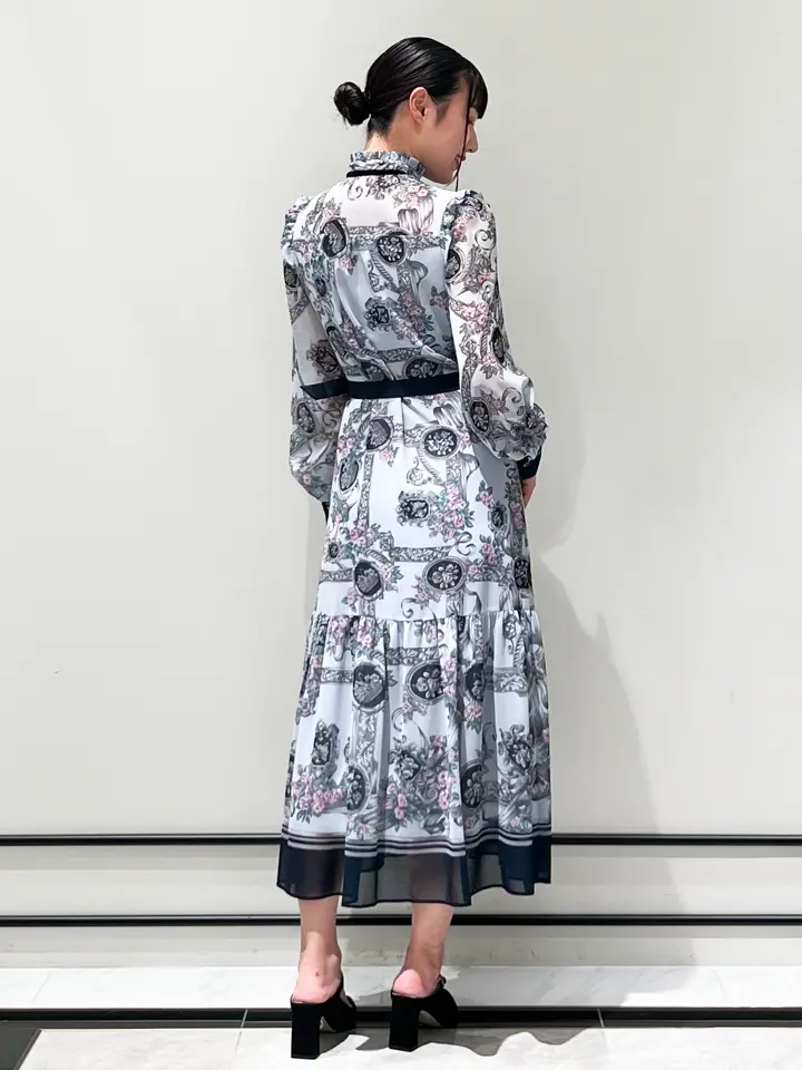 GRACE CONTINENTAL CHISAKO.S コーディネート画像