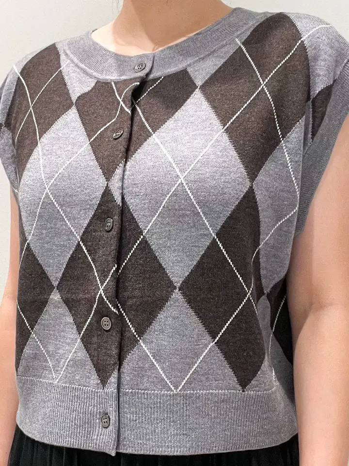 GRACE CONTINENTAL CHISAKO.S コーディネート画像