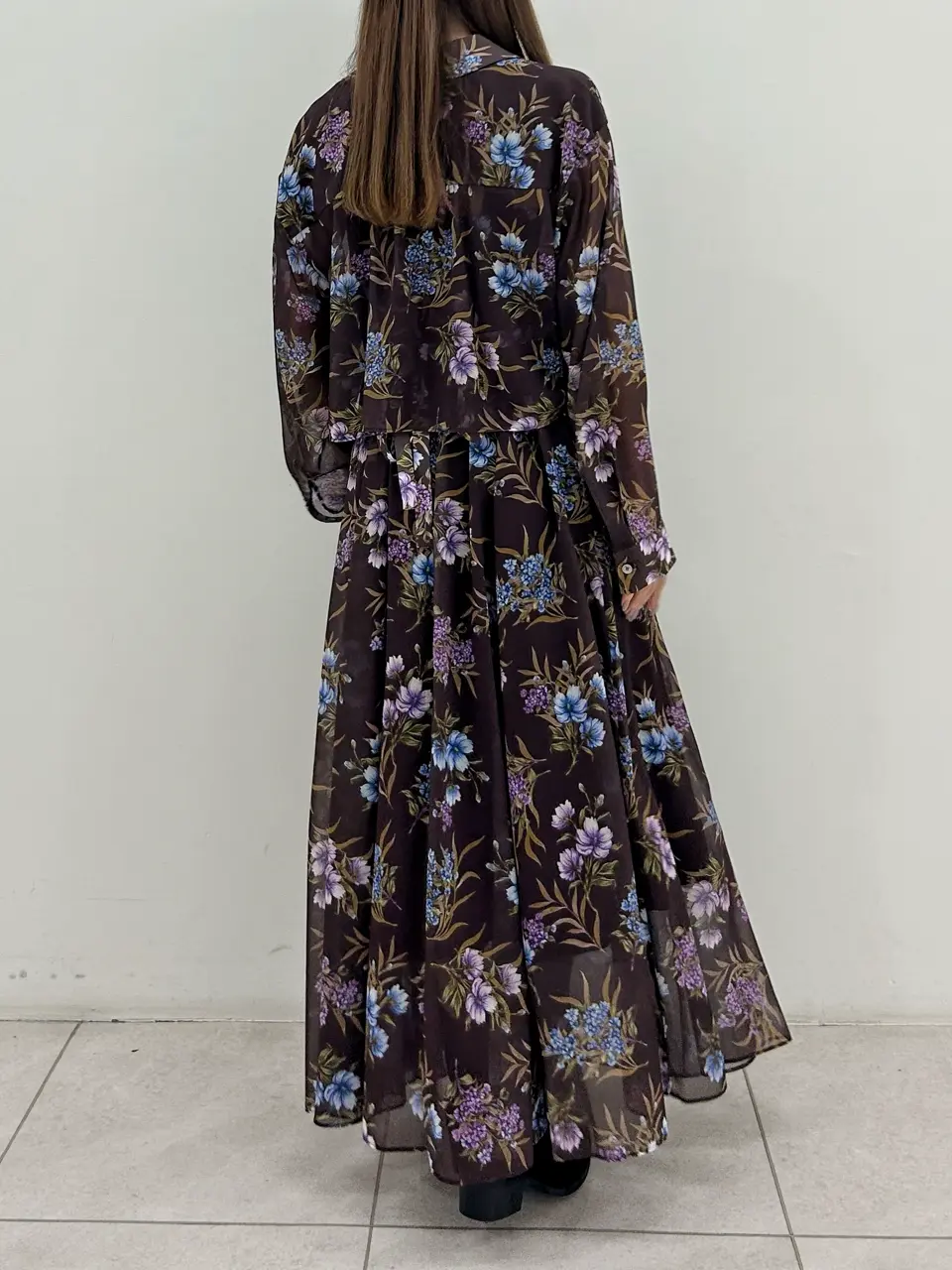 GRACE CONTINENTAL Miu Akamatsu コーディネート画像