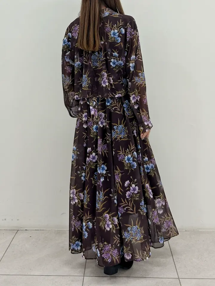 GRACE CONTINENTAL Miu Akamatsu コーディネート画像