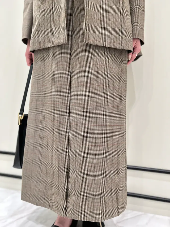 GRACE CONTINENTAL Taura コーディネート画像